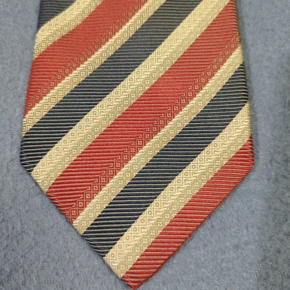 Ermenegildo Zegna Repp Tie 3.5